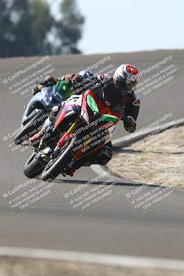 media/Nov-02-2025-Lets Ride (Sun) [[f7a3caa734]]/B Group/1220pm (Turn 2 Outside)/